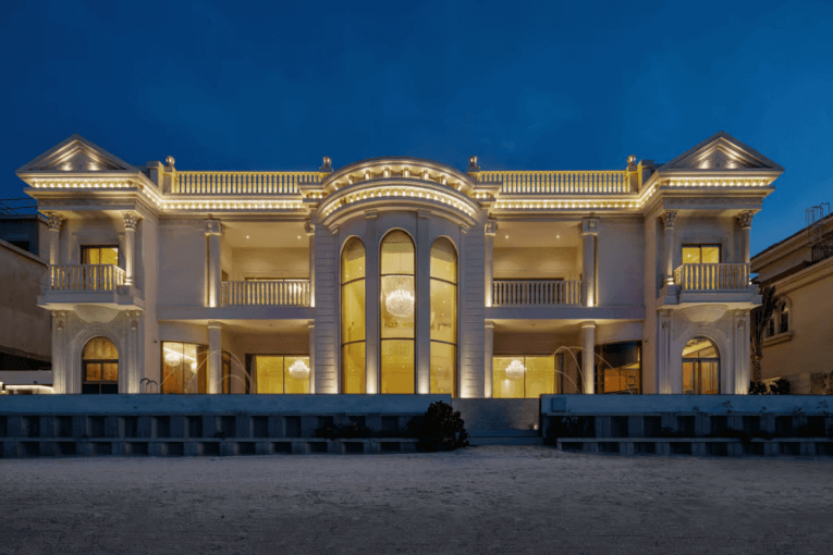 Palace for sale in Dubai palm قصور للبيع في دبي