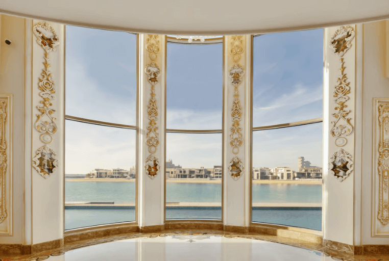 Palace for sale in Dubai palm قصور للبيع في دبي