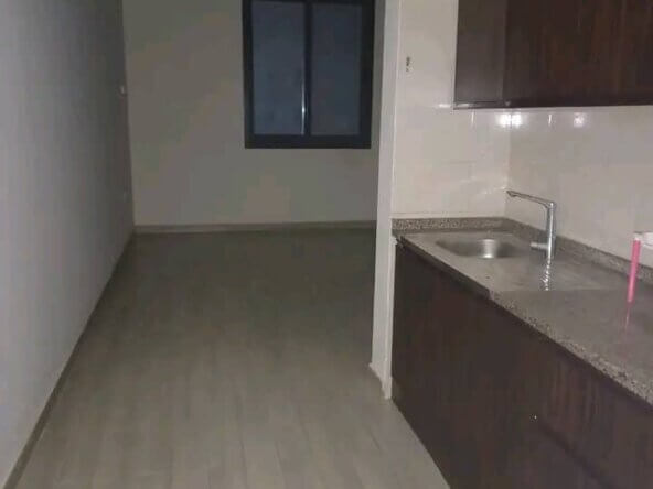 استديو مساحة واسعة للإيجار في عجمان
