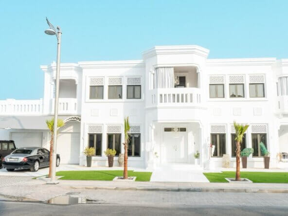 luxury villa for sale in Palm Island in Dubai | فيلا فاخرة للبيع في جزيرة النخلة في دبي