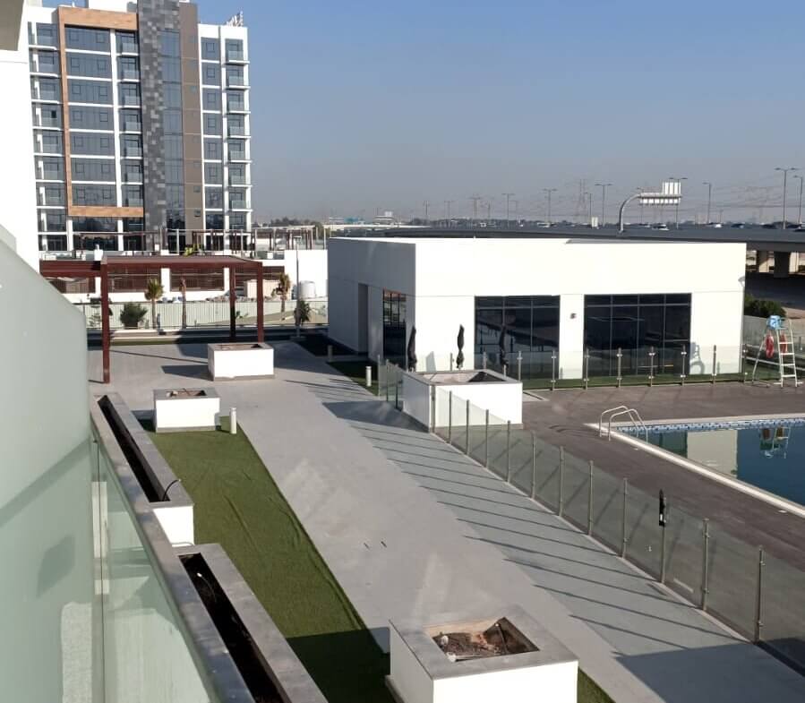 للبيع استوديو فخم في دبي : For sale a luxurious studio in Dubai