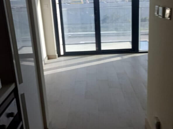 للبيع استوديو فخم في دبي : For sale a luxurious studio in Dubai