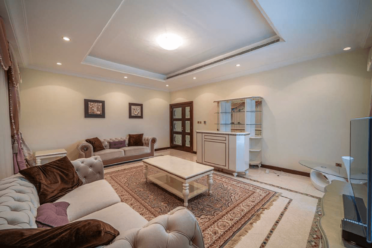 Luxury 4 bed room Villa for sale in Dubai | فيلا فاخرة 4 غرف نوم للبيع في دبي