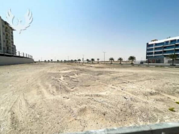 للبيع أرض باركنات في دبي | For sale Land for parking lots in Dubai