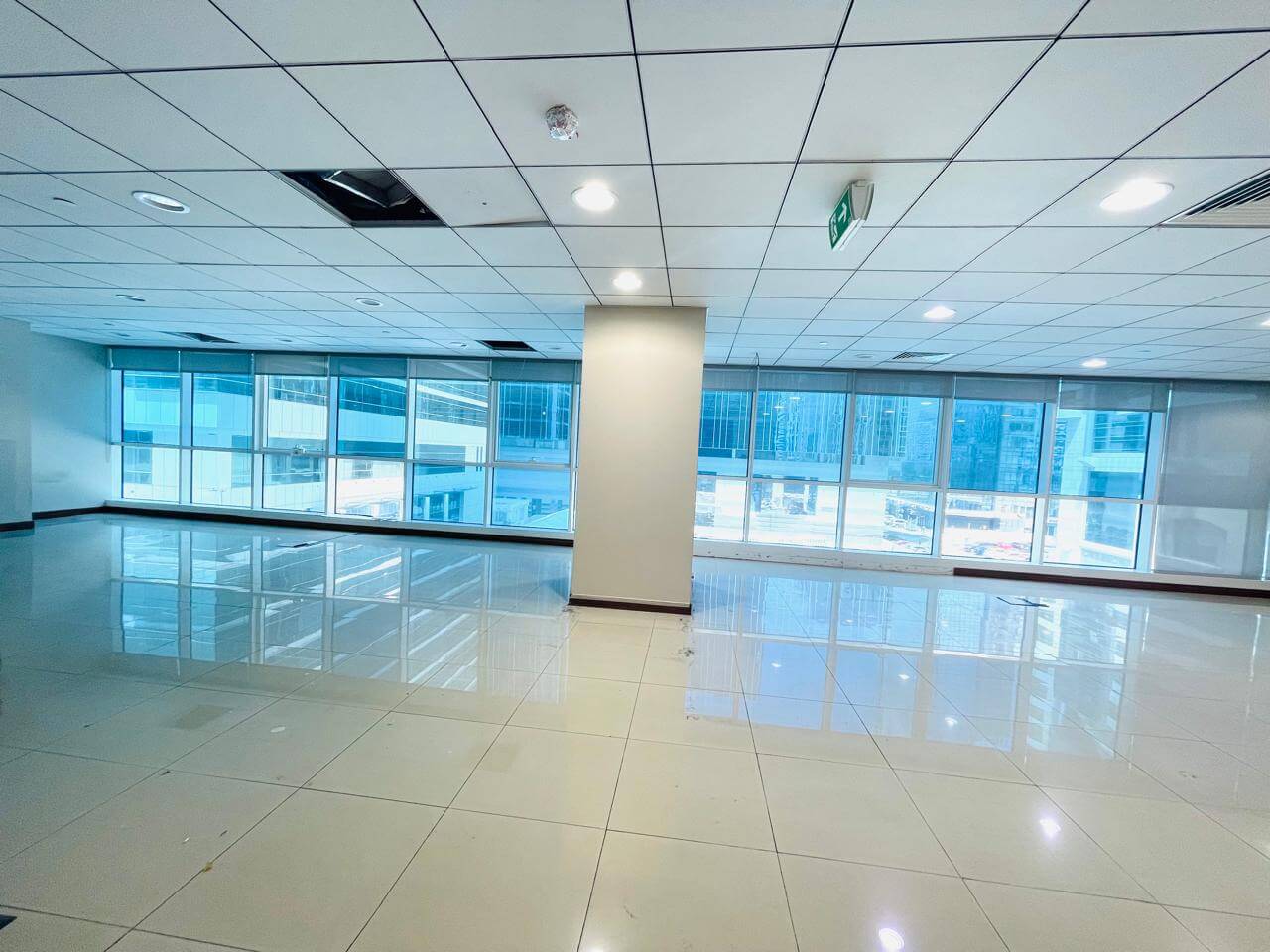 Commercial Floor available for Rent in Abu Dhabi | طابق تجاري للإيجار في أبوظبي