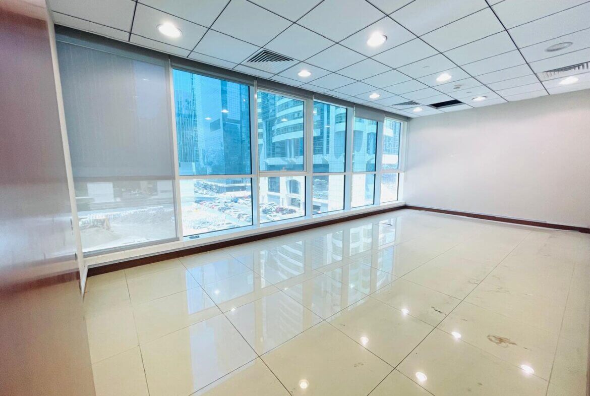 Commercial Floor available for Rent in Abu Dhabi | طابق تجاري للإيجار في أبوظبي