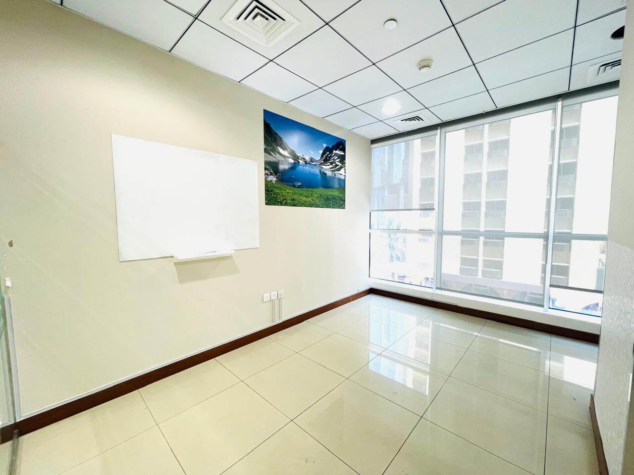 Commercial Floor available for Rent in Abu Dhabi | طابق تجاري للإيجار في أبوظبي