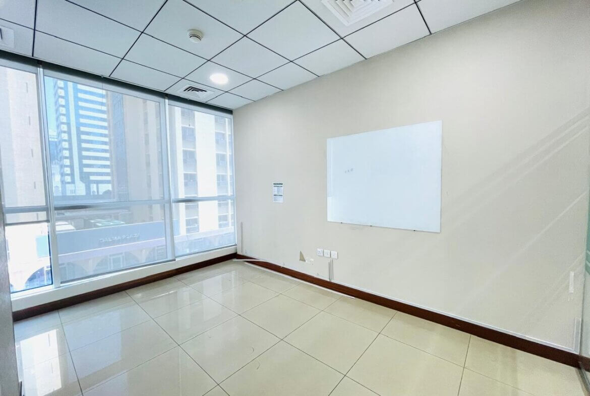 Commercial Floor available for Rent in Abu Dhabi | طابق تجاري للإيجار في أبوظبي