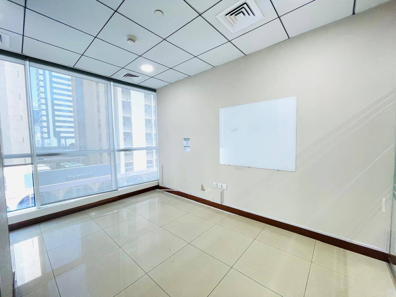 Commercial Floor available for Rent in Abu Dhabi | طابق تجاري للإيجار في أبوظبي