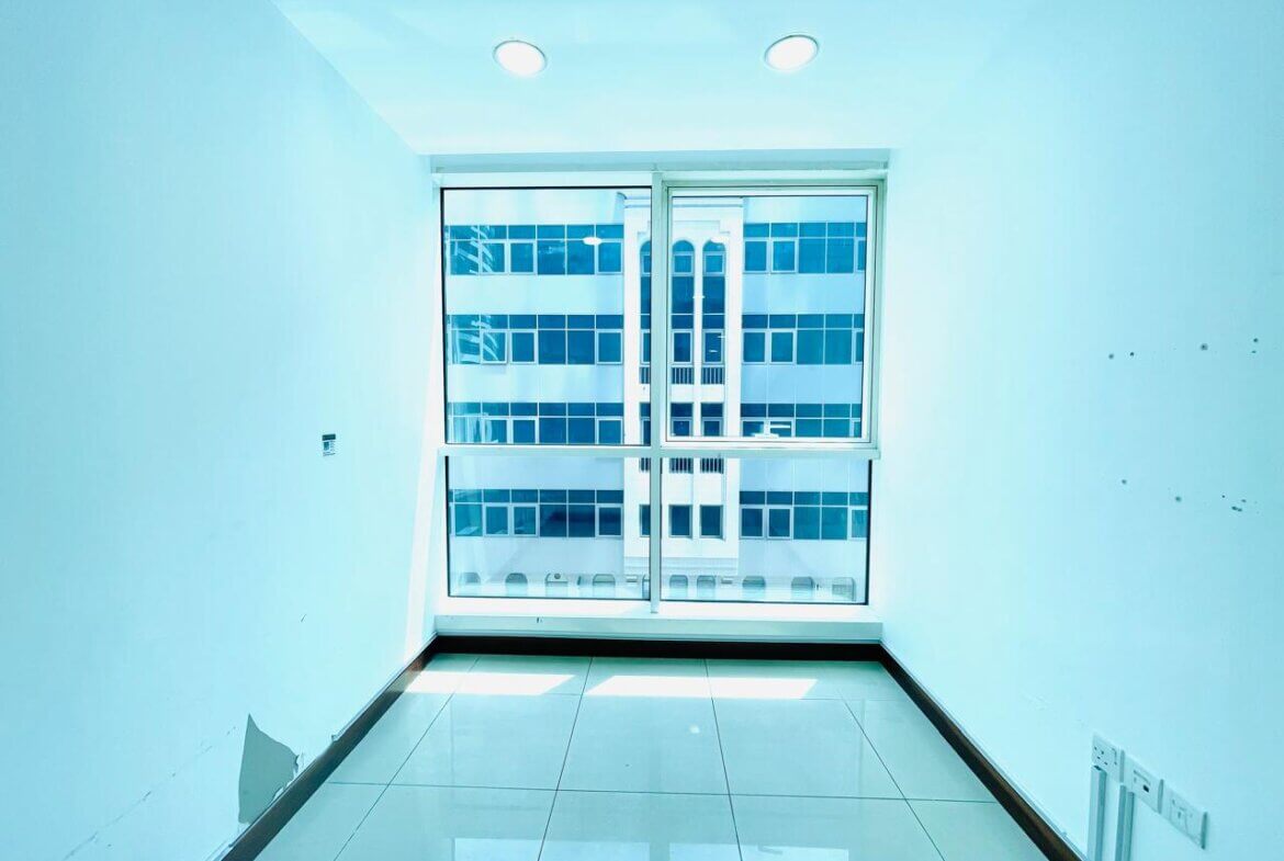 Commercial Floor available for Rent in Abu Dhabi | طابق تجاري للإيجار في أبوظبي