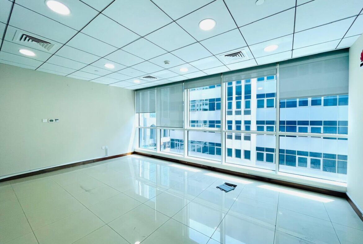 Commercial Floor available for Rent in Abu Dhabi | طابق تجاري للإيجار في أبوظبي