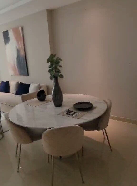 شقة للبيع في عجمان في أبراج الغلفا - Apartment for sale in Al Ghalfa Towers, Ajman