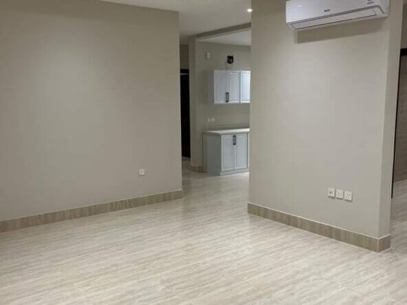 شقة للايجار في العين الخبيصي |3 غرف وصالة - Apartment for rent in Al Ain, Al Khabisi