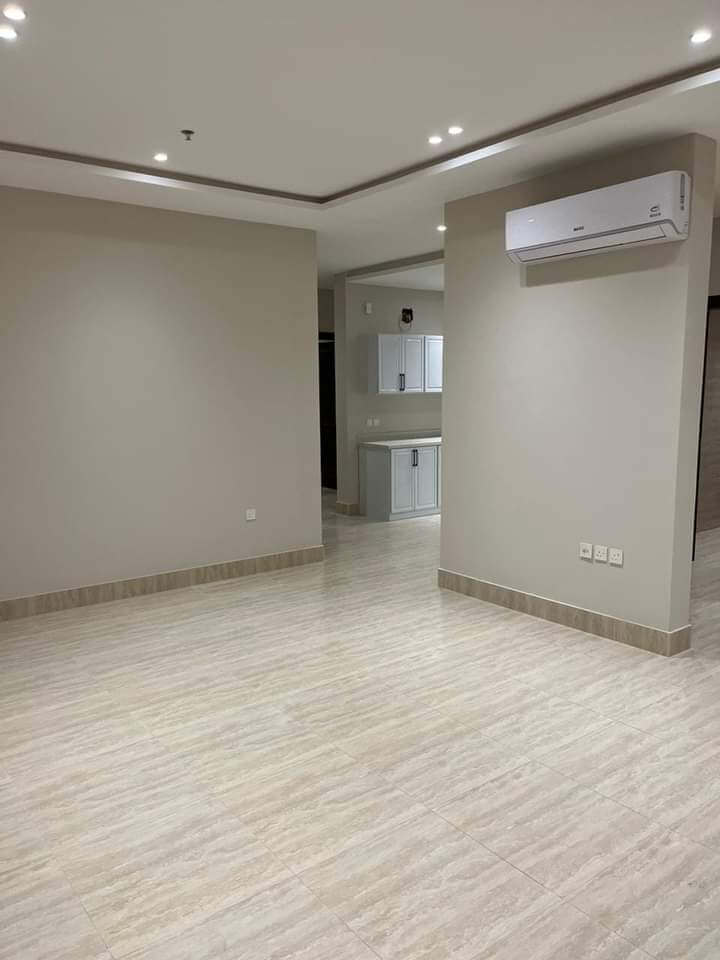 شقة للايجار في العين الخبيصي |3 غرف وصالة - Apartment for rent in Al Ain, Al Khabisi